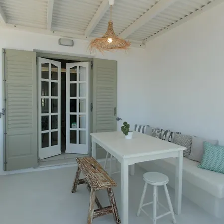 Aeolos Sustainable Living Апартаменты