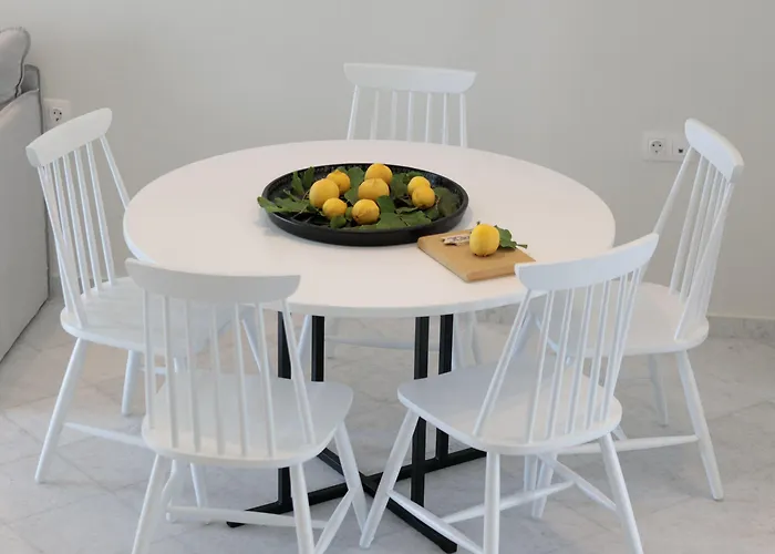 アパート Aeolos Sustainable Living *